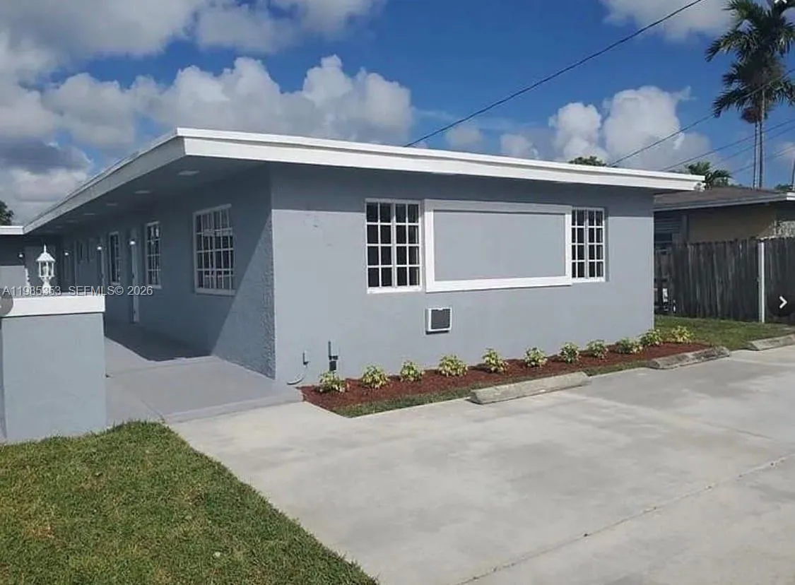 5511 SW 20th St # 3, West Park FL 33023