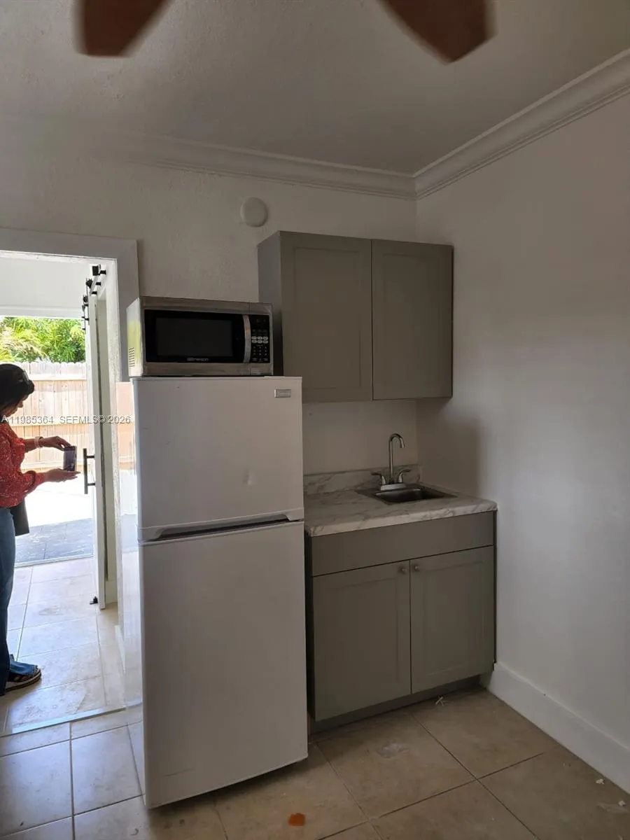 8871 NW 15th St REAR, Pembroke Pines FL 33024