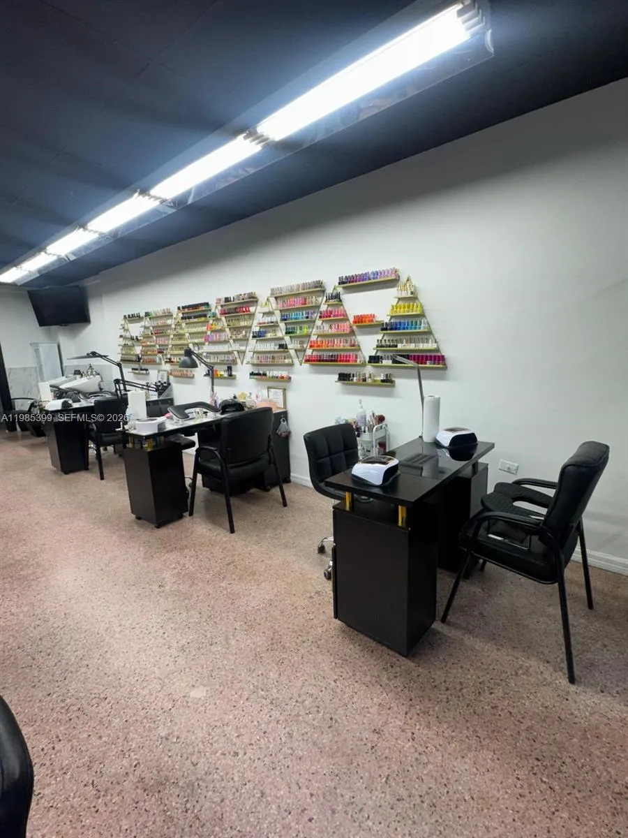 for sale at Beauty Salon For Sale In Flagler St, Miami FL 33144