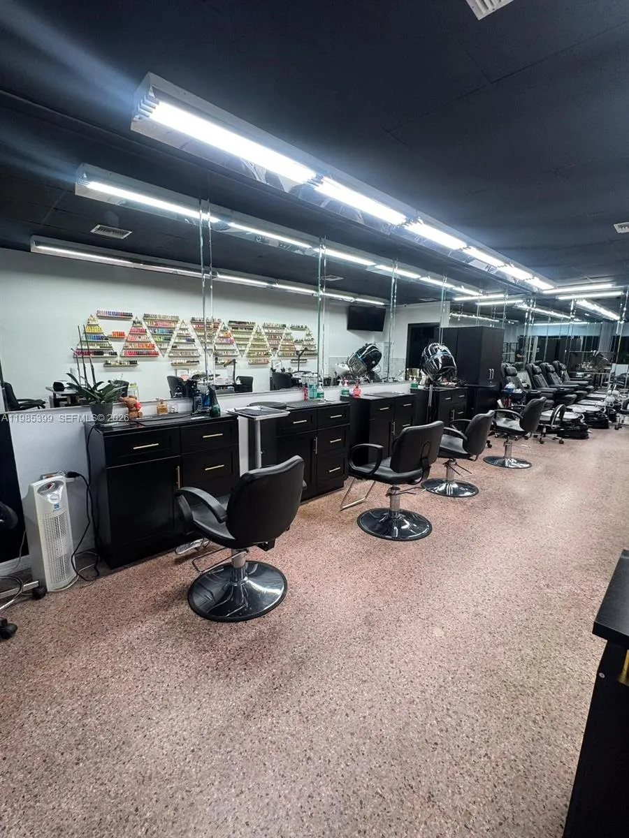 Beauty Salon For Sale In Flagler St, Miami FL 33144