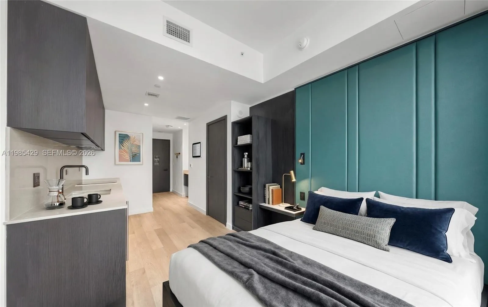 1 bath for sale at 20 NE 11 ST # 2306B, Miami FL 33132