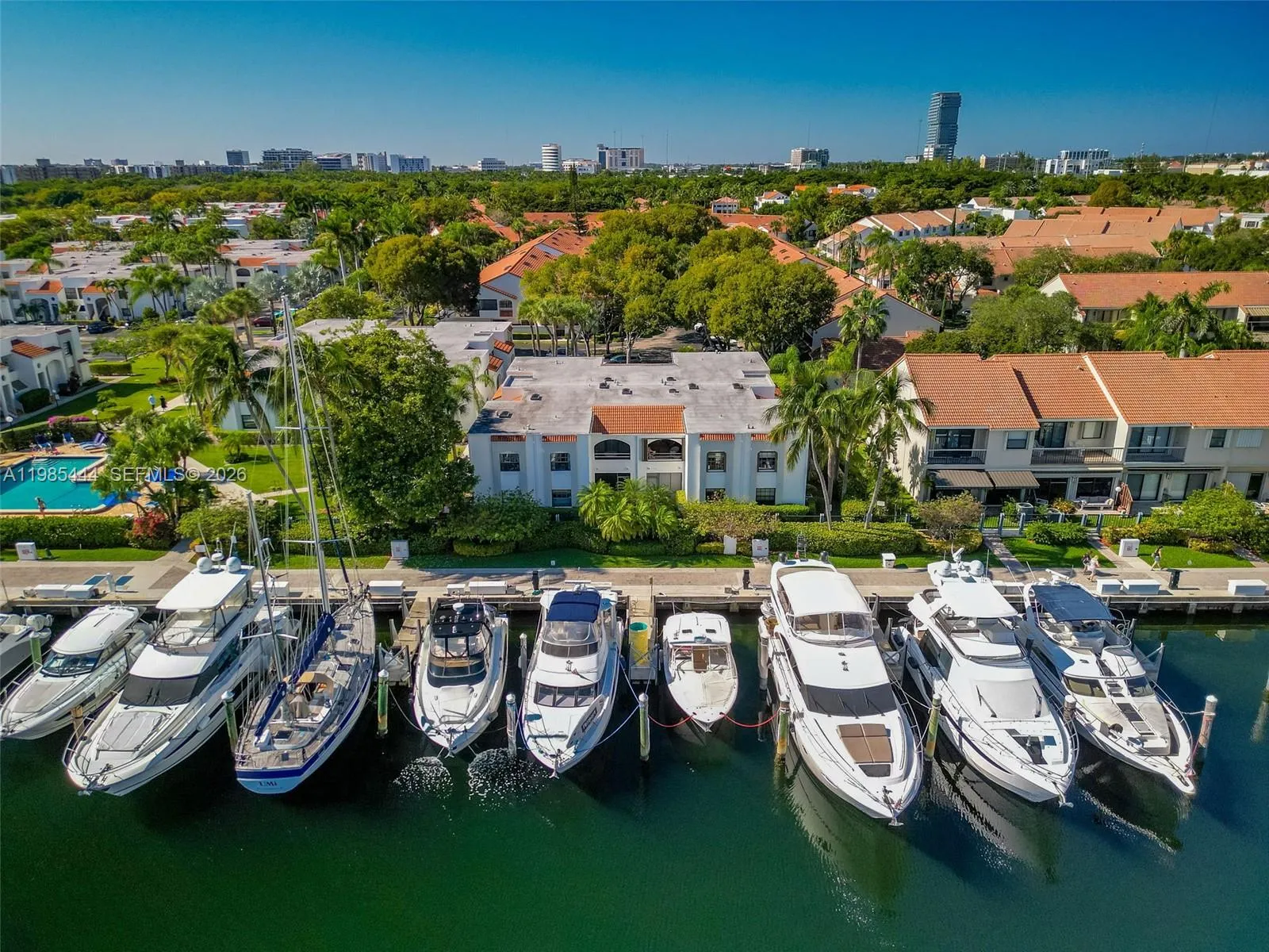 2 bedroom 2 bath for sale at 3549 Magellan Cir # 418, Aventura FL 33180