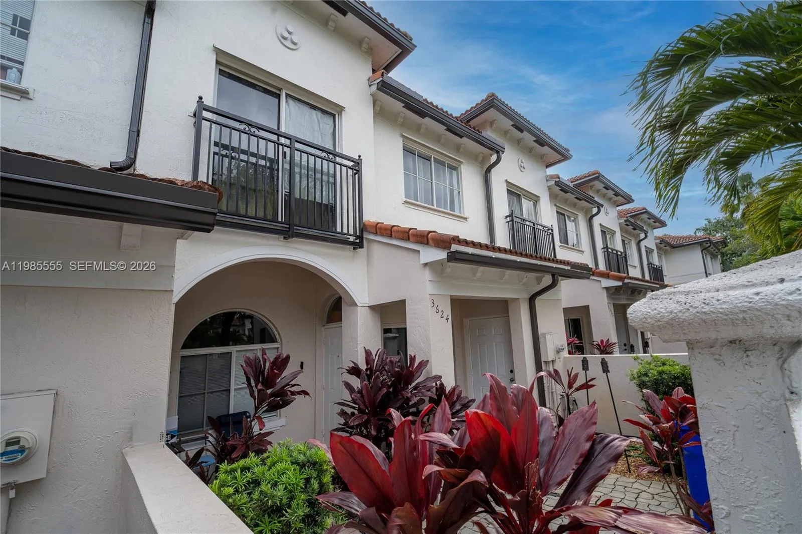 3624 NW 29th Pl, Lauderdale Lakes FL 33311