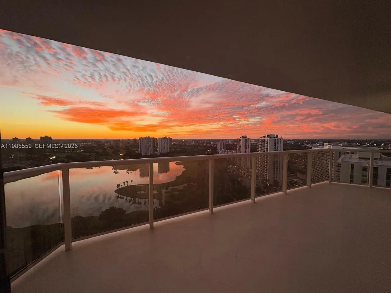 2 bedroom 2 bath for sale at 20281 E Country Club Dr # 2409, Aventura FL 33180
