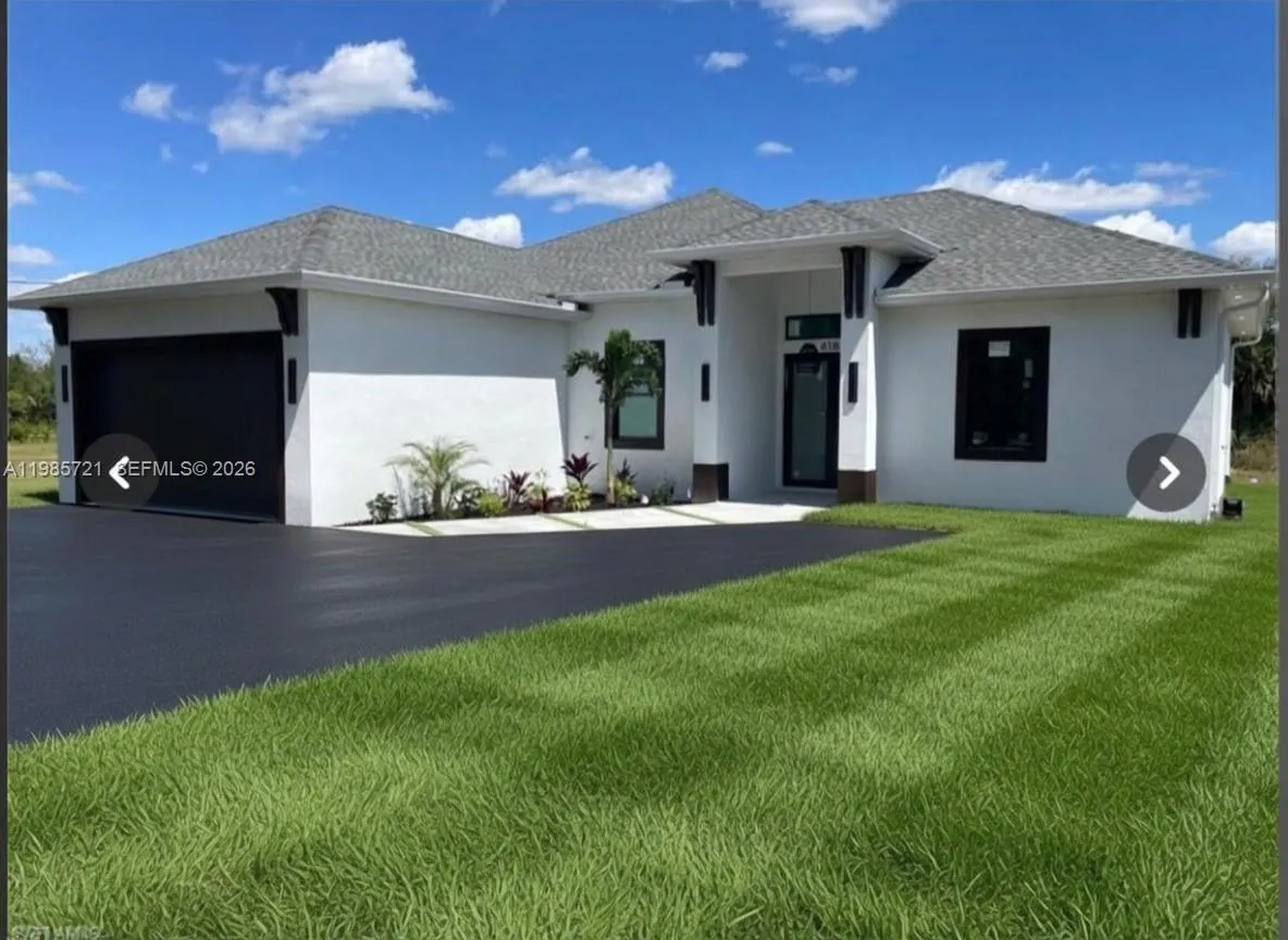 6186 N Everglades blvd, Naples FL 34120