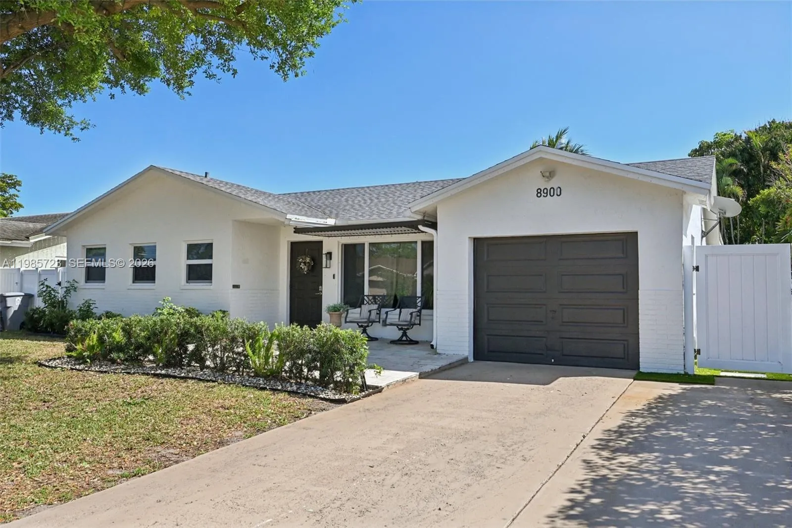 8900 SW 7th St, Boca Raton FL 33433