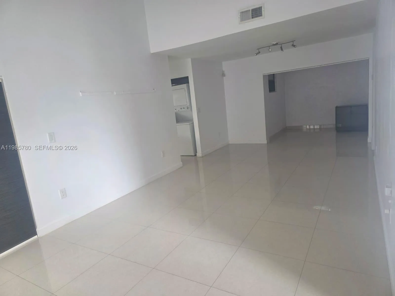 710 SW 99th Ct Cir, Miami FL 33174
