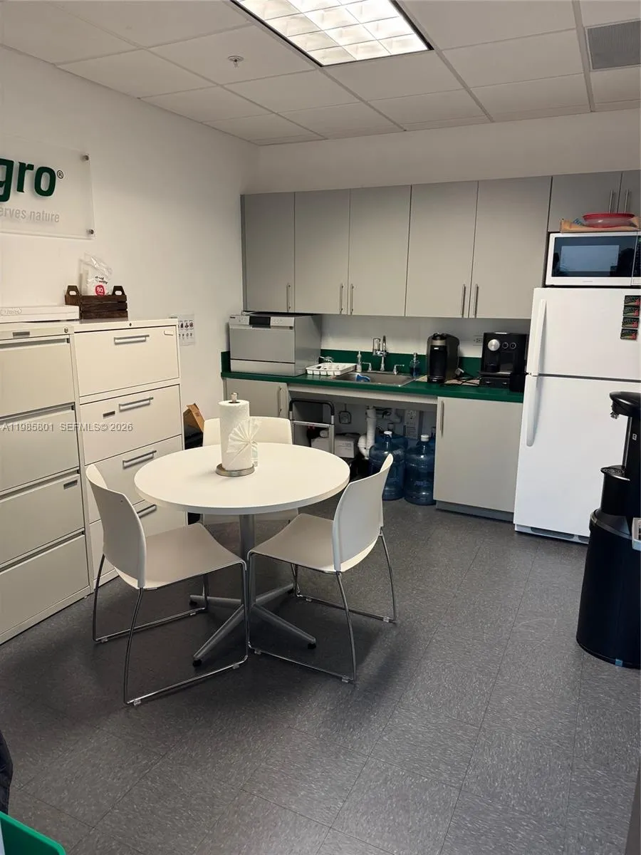 2020 Ponce De Leon Blvd # 1203, Coral Gables FL 33134