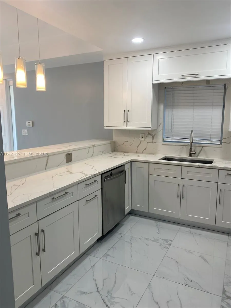 2706 NE 30th Pl # 2706, Fort Lauderdale FL 33306