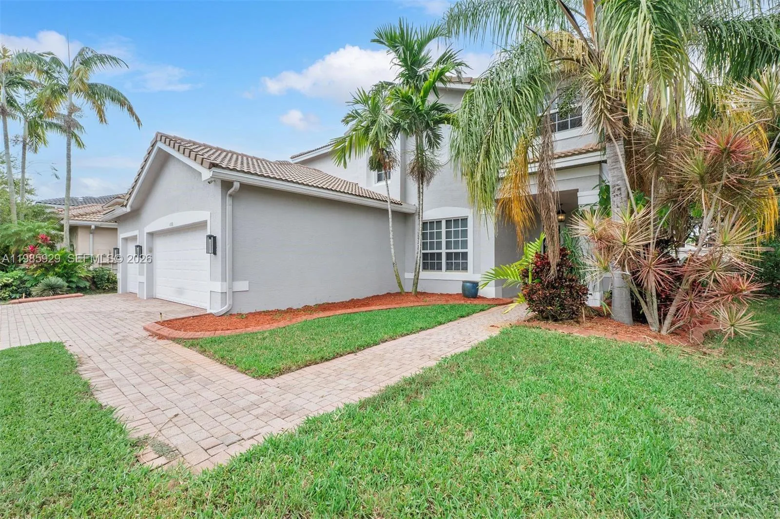 4 bedroom 2 bath for sale at 4588 SW 183rd Ave, Miramar FL 33029