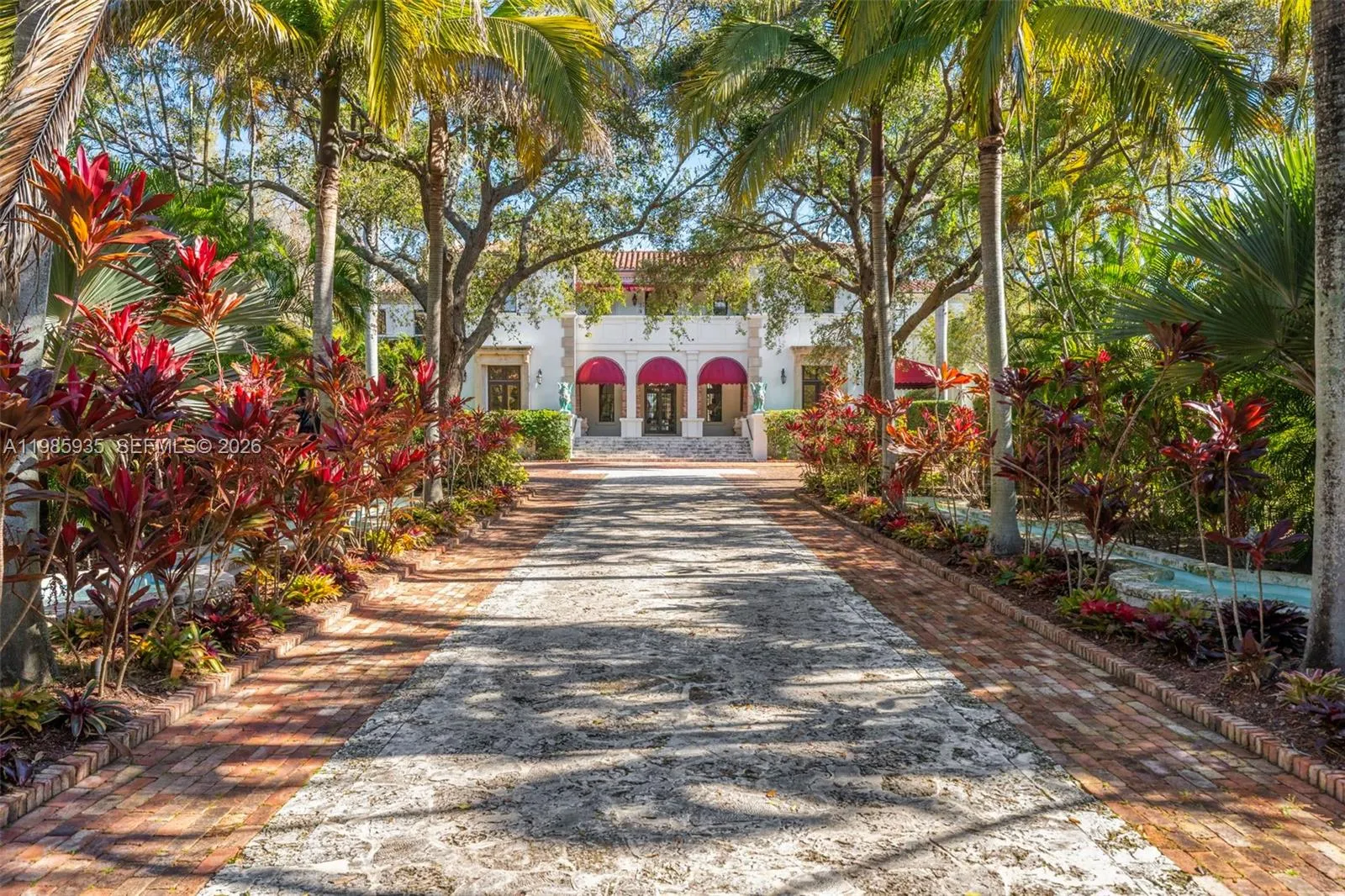 9401 Journeys End Rd, Coral Gables FL 33156