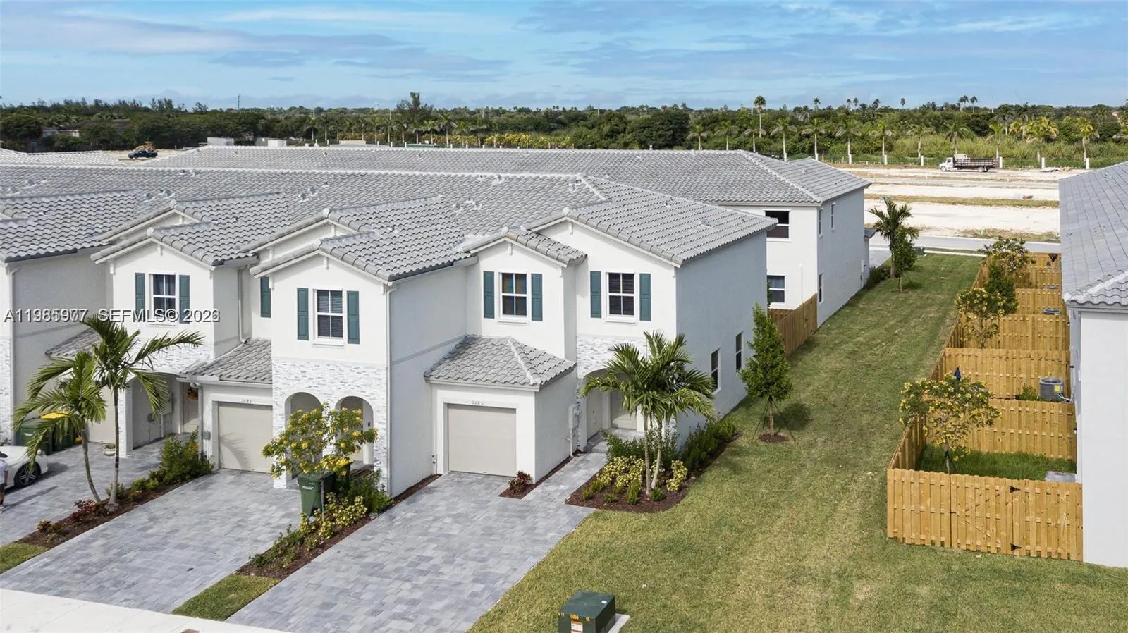 3 bedroom 2 bath for sale at 2685 SE 12th St # 2685, Homestead FL 33035