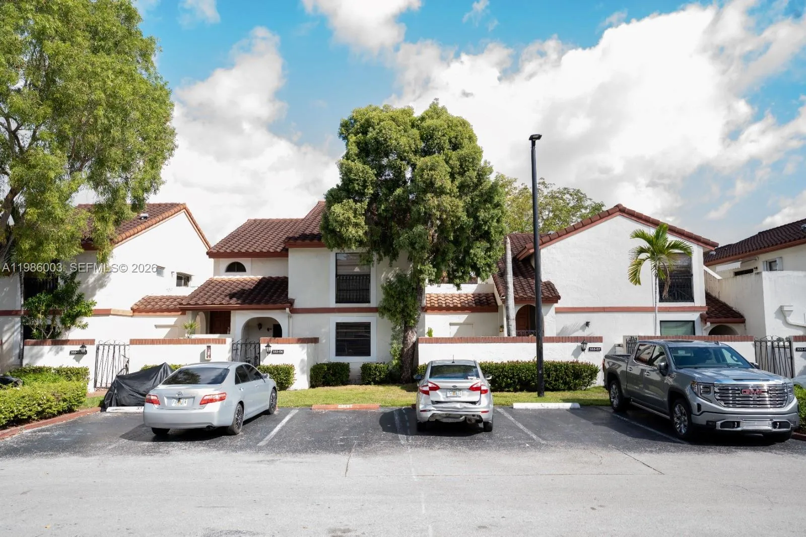 333 Ives Dairy Rd # A33306, Miami FL 33179