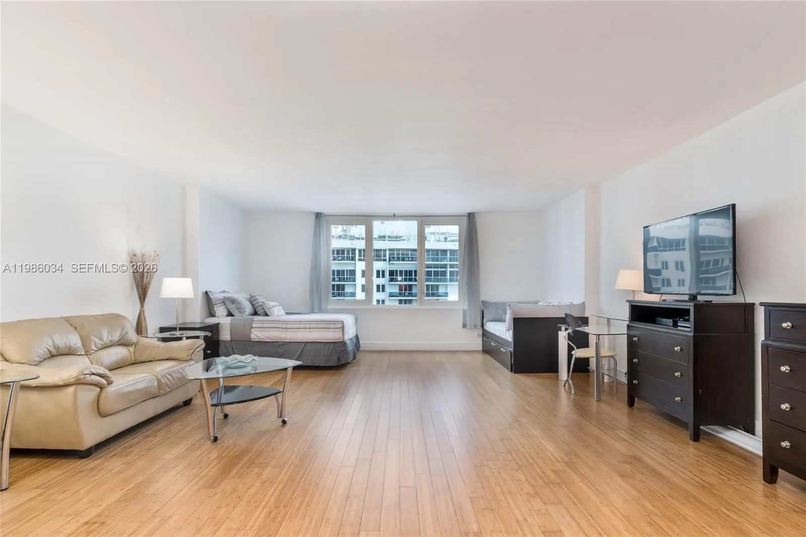 2301 Collins Ave # 1512, Miami Beach FL 33139