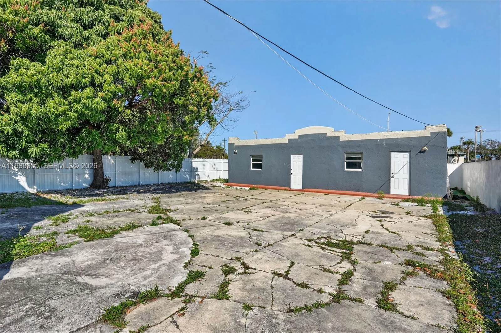767 NW 35th St, Miami FL 33127