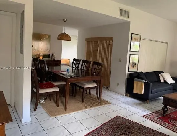 513 Racquet Club Rd # 55, Weston FL 33326