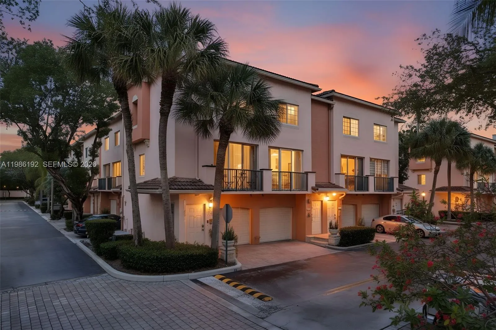 1 bedroom 1 bath for sale at 2107 SE 10th Ave # 817, Fort Lauderdale FL 33316