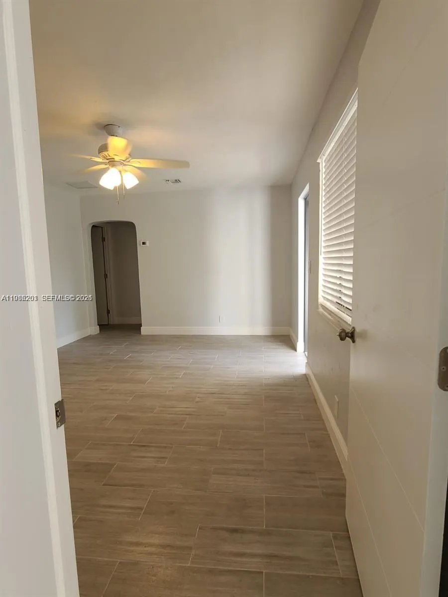 2008 NE 4th Ave # R, Wilton Manors FL 33305