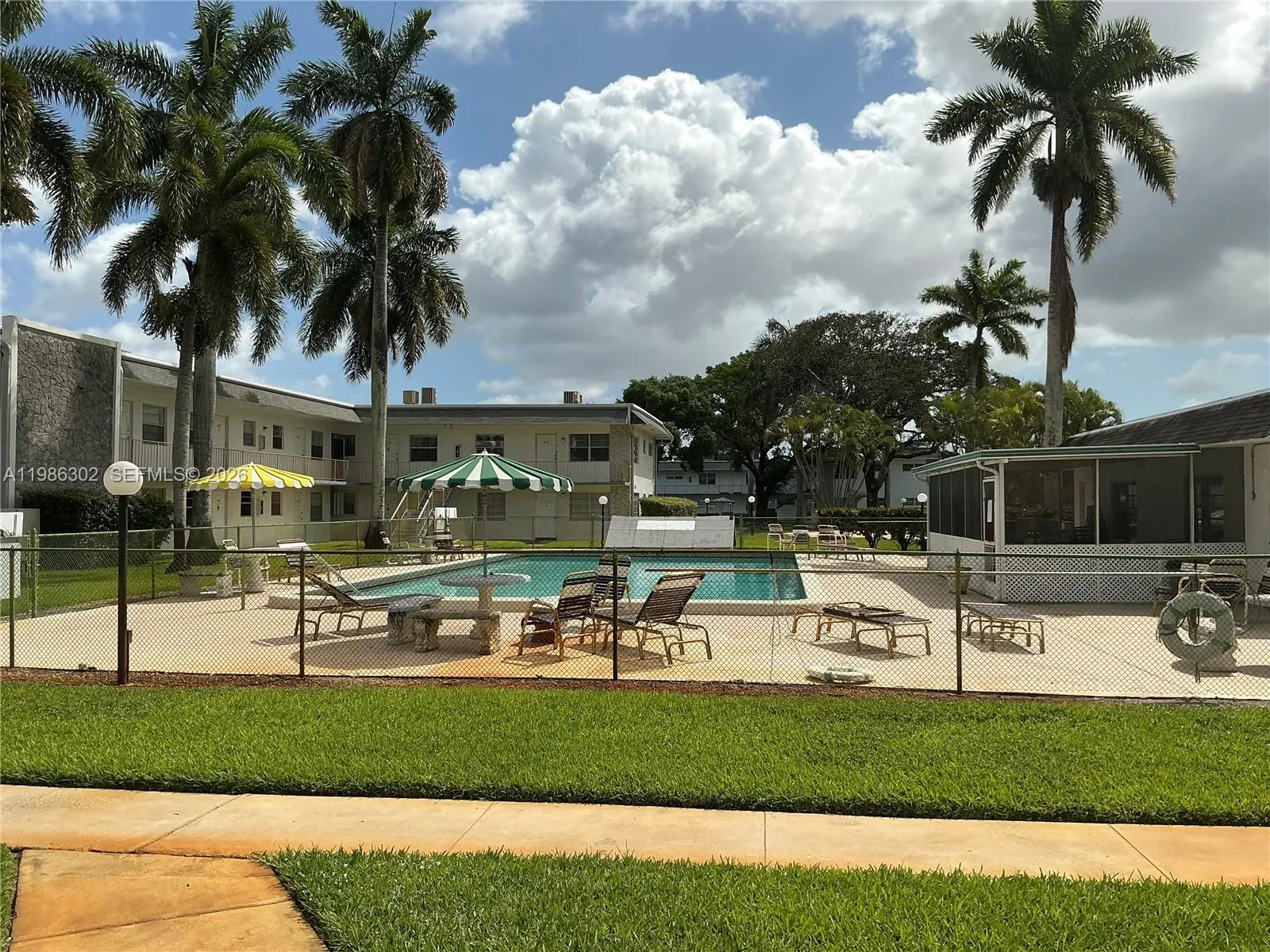 6211 SW 37th St # 203, Davie FL 33314
