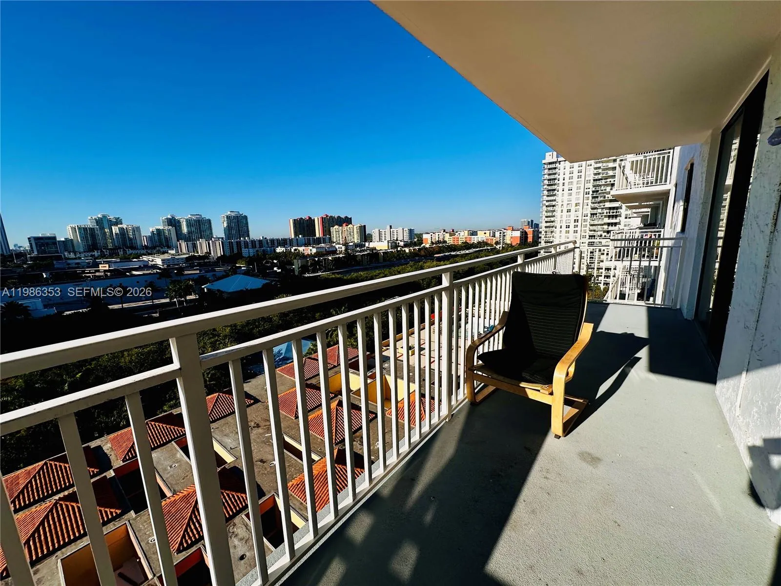 210 174th St # 1104, Sunny Isles Beach FL 33160