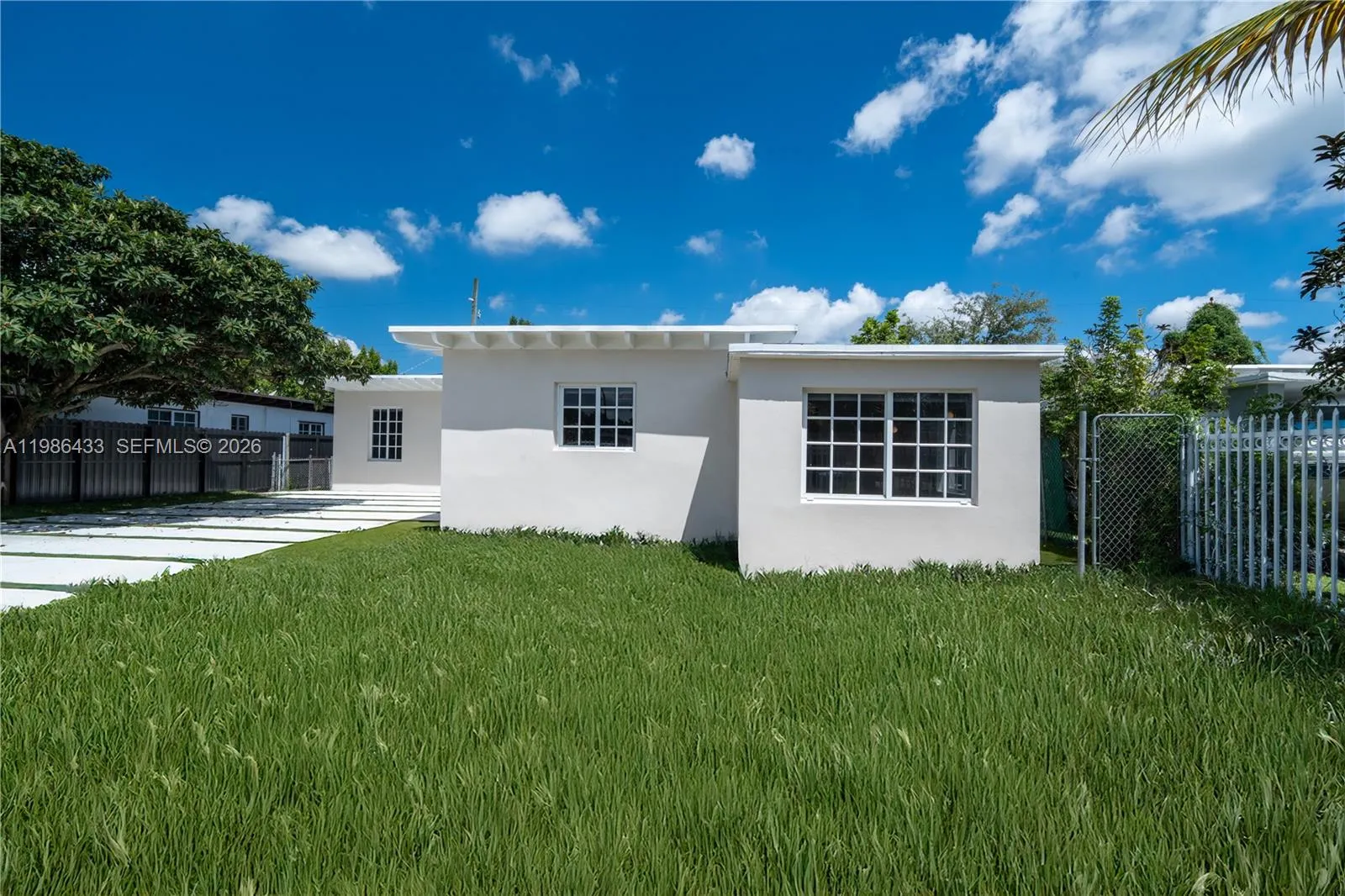 323 NW 104th Ter, Miami FL 33150