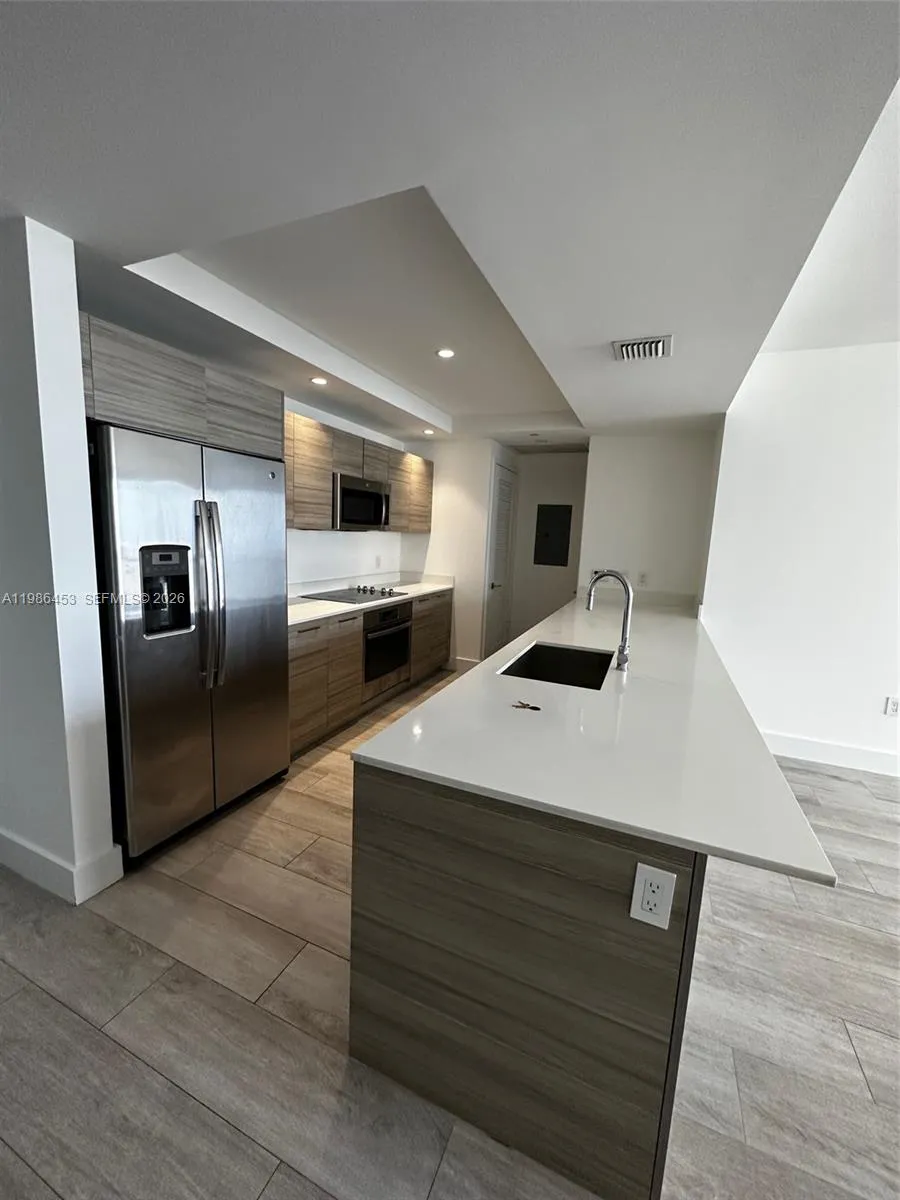 2 bedroom 2 bath for sale at 121 NE 34th St # 2707, Miami FL 33137