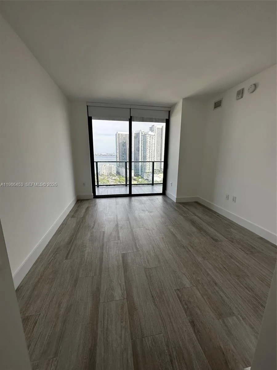 121 NE 34th St # 2707, Miami FL 33137