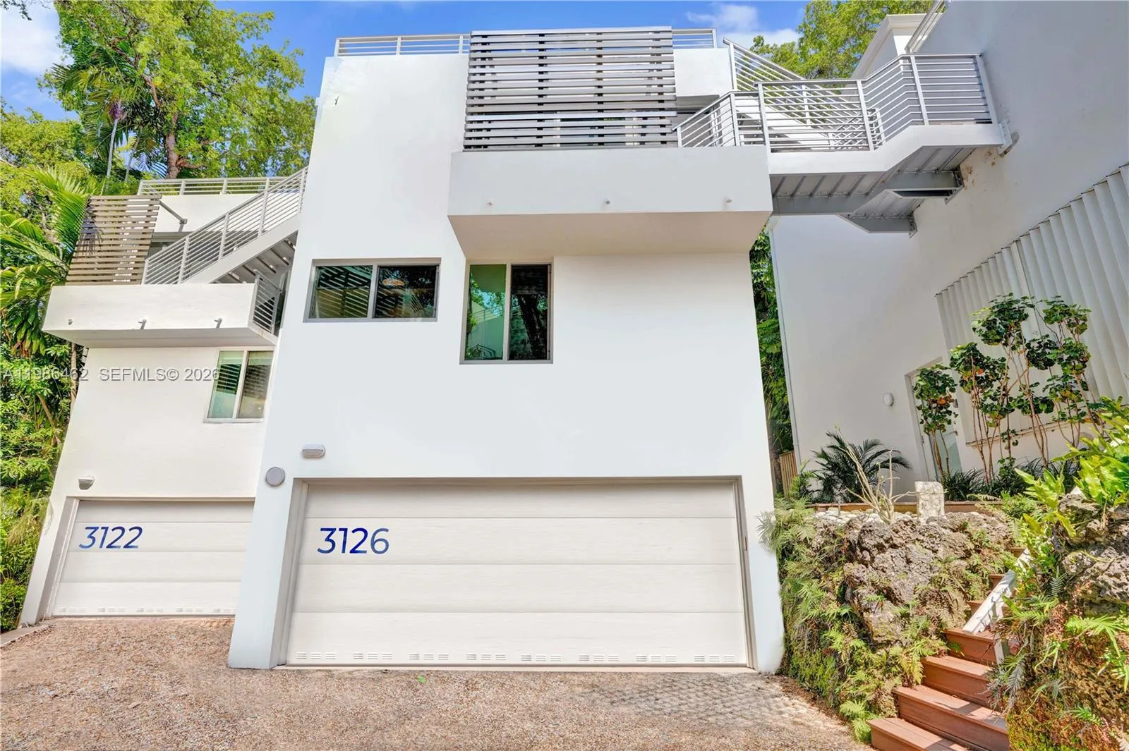 2 bedroom 2 bath for sale at 3126 Center St # 8, Coconut Grove FL 33133