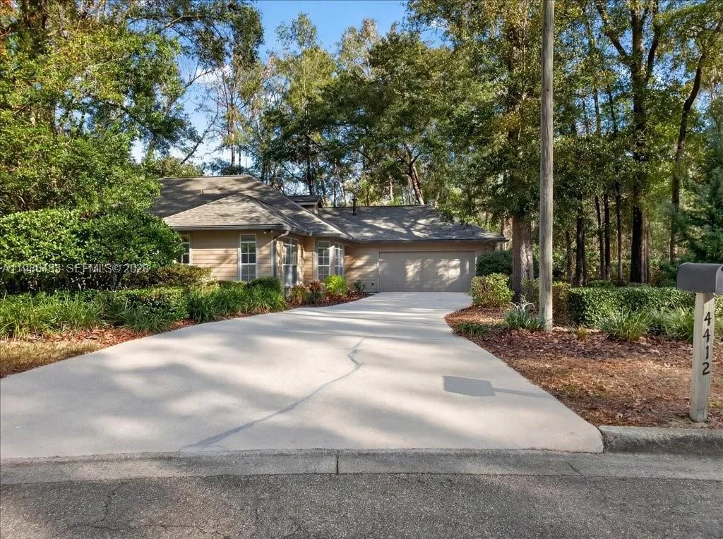 4412 SW 101st Dr, Gainesville FL 32608