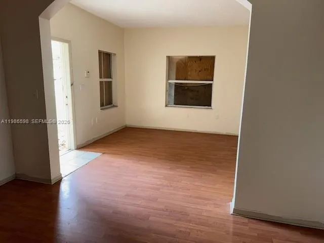 75 NW 3rd St, Homestead FL 33030