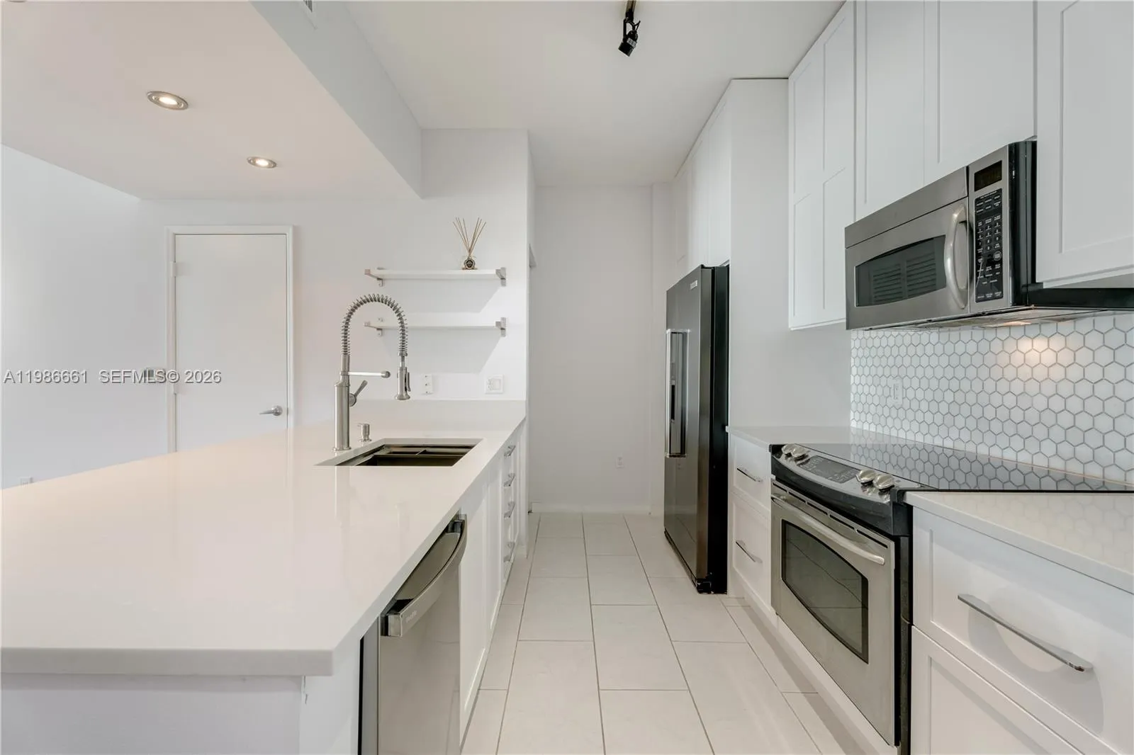 951 Brickell Ave # 3607, Miami FL 33131