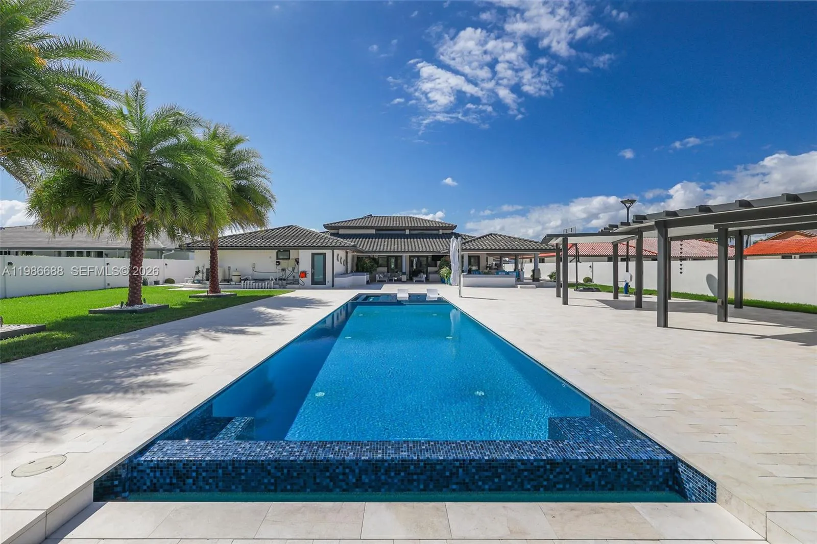 13801 SW 34th St, Miami FL 33175