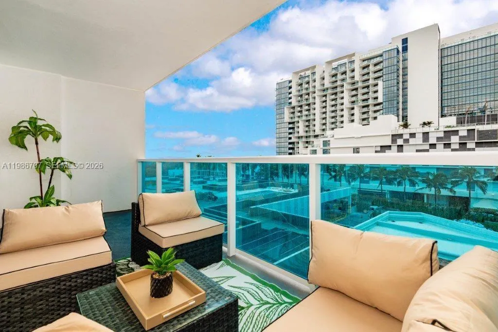 1 bedroom 1 bath for sale at 2301 Collins Ave # 401, Miami Beach FL 33139