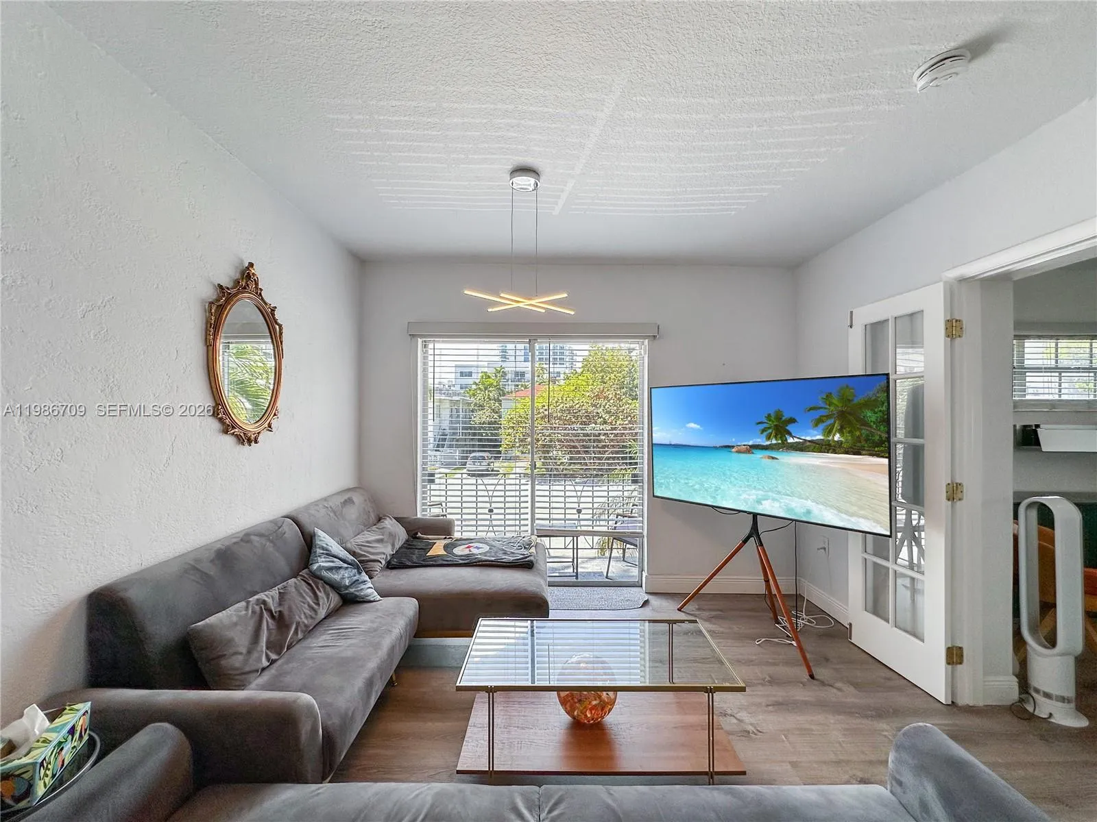 1 bedroom 1 bath for sale at 1611 West Ave # 9, Miami Beach FL 33139