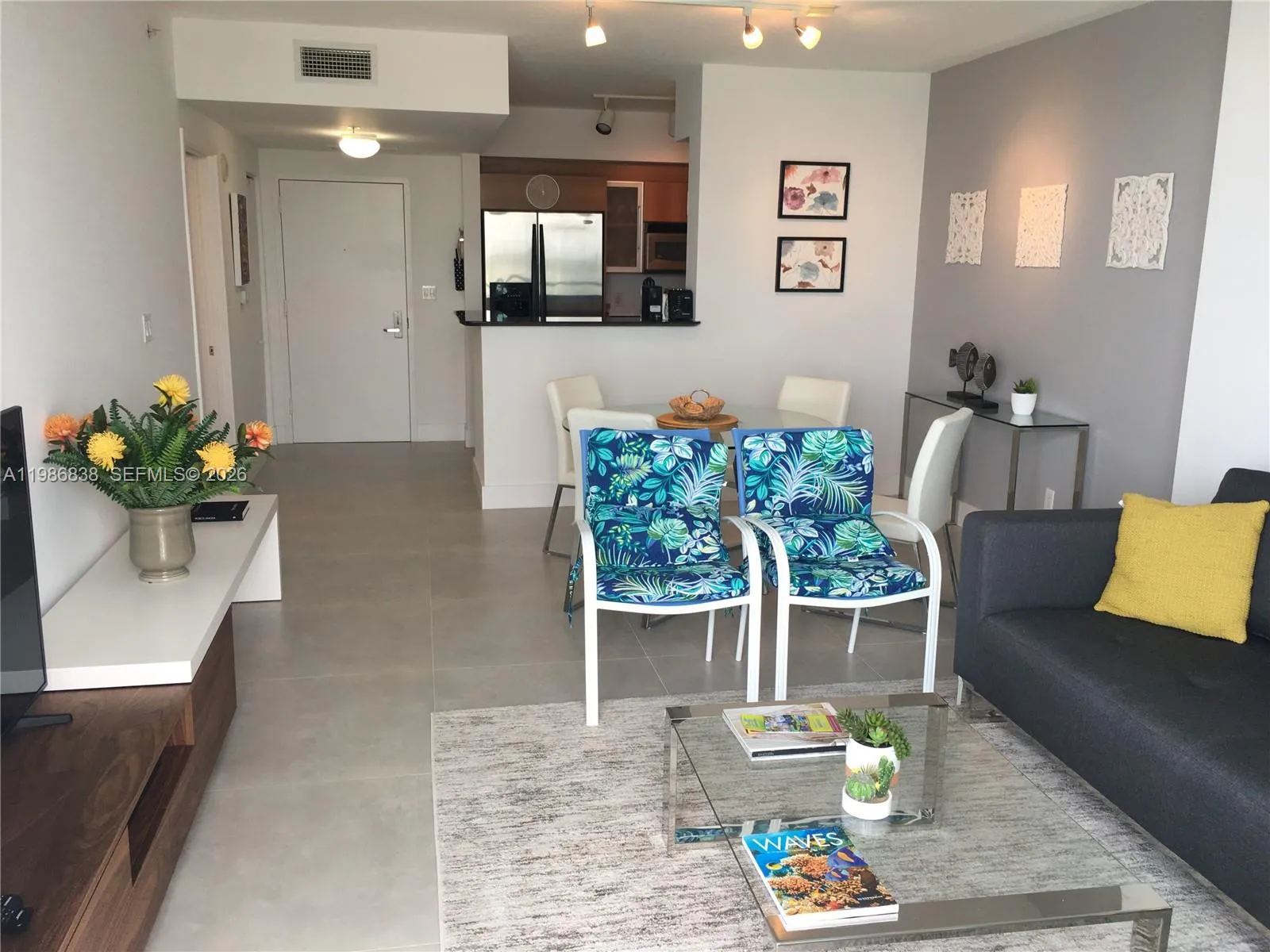 335 S Biscayne Blvd # 3910, Miami FL 33131