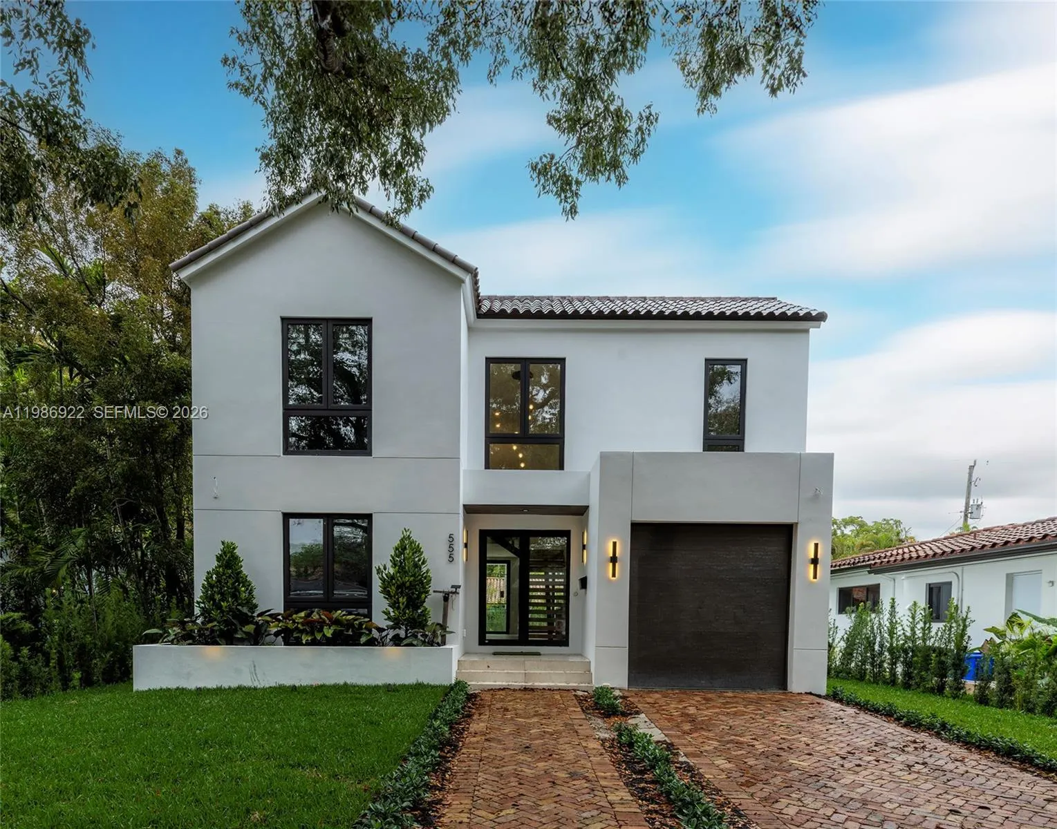 4 bedroom 3 bath for sale at 555 Catalonia Ave, Coral Gables FL 33134