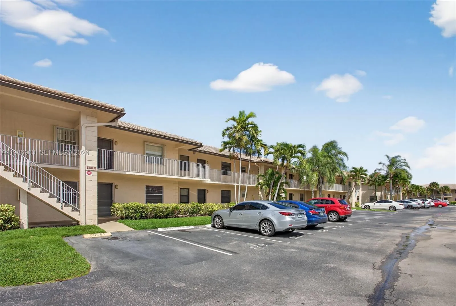 5520 Lakeside Dr # 105, Margate FL 33063