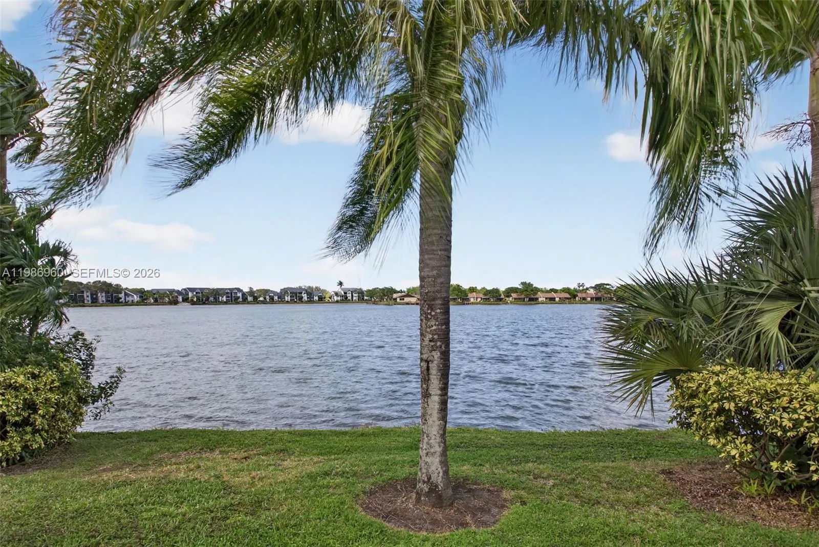 5520 Lakeside Dr # 105, Margate FL 33063