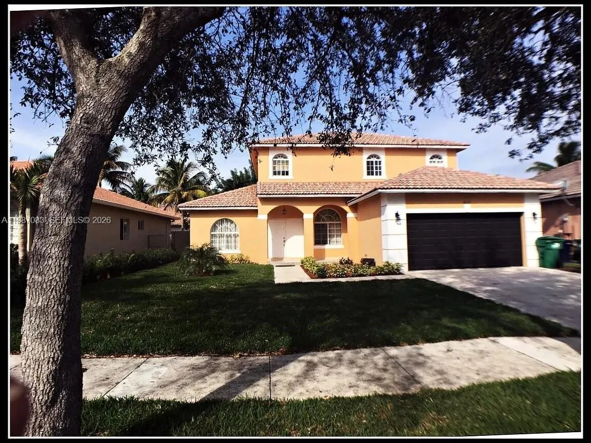 5 bedroom 3 bath for sale at 16131 SW 151st Ter, Miami FL 33196
