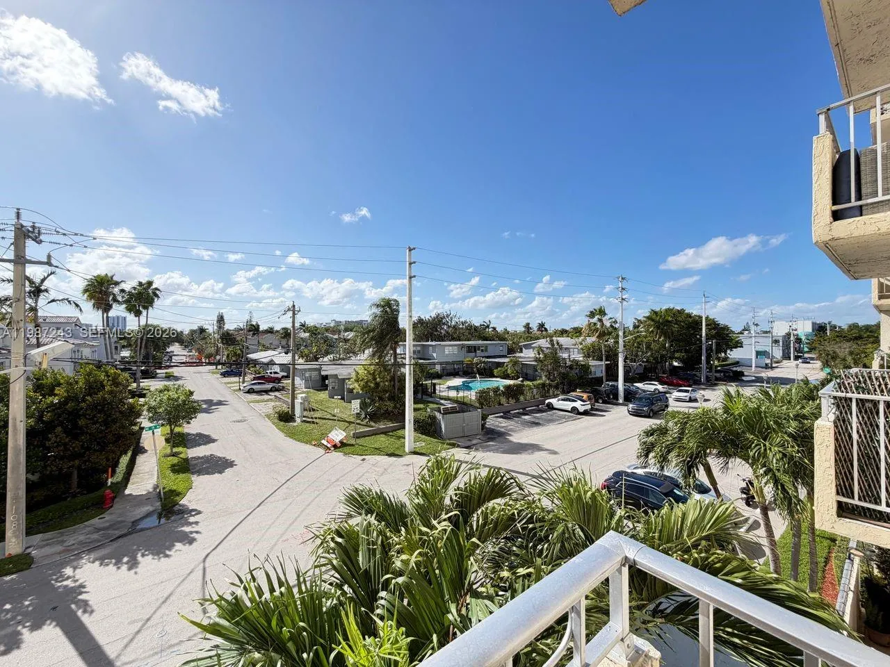 1 bedroom 1 bath for sale at 900 NE 18th Avenue # 304, Fort Lauderdale FL 33304