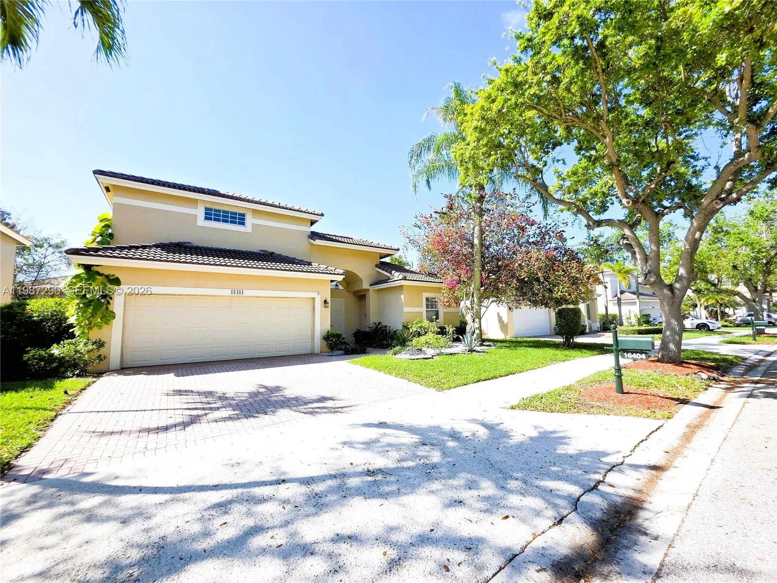 16404 Diamond Head Dr # 0, Weston FL 33331