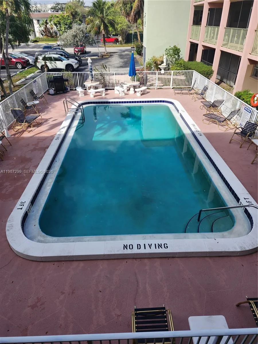 2 bedroom 2 bath for sale at 100 SE 6th Ave # 107, Pompano Beach FL 33060