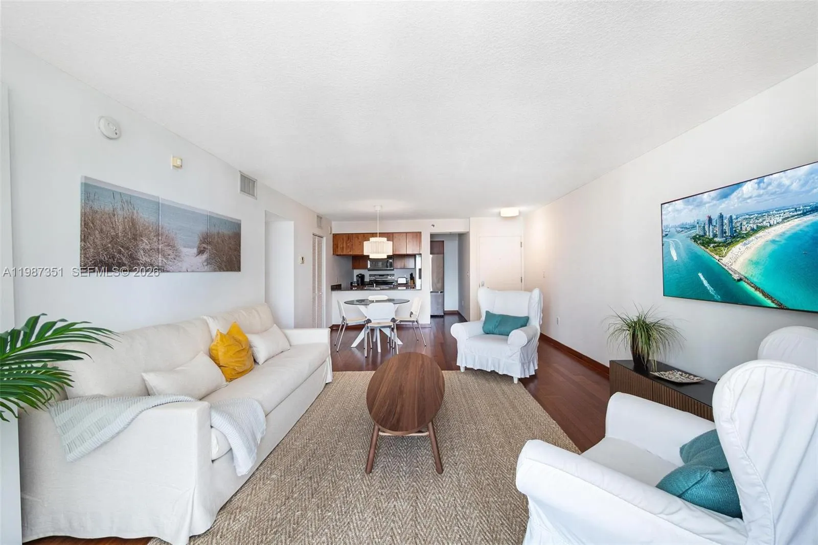 1200 Brickell Bay Dr # 2824, Miami FL 33131