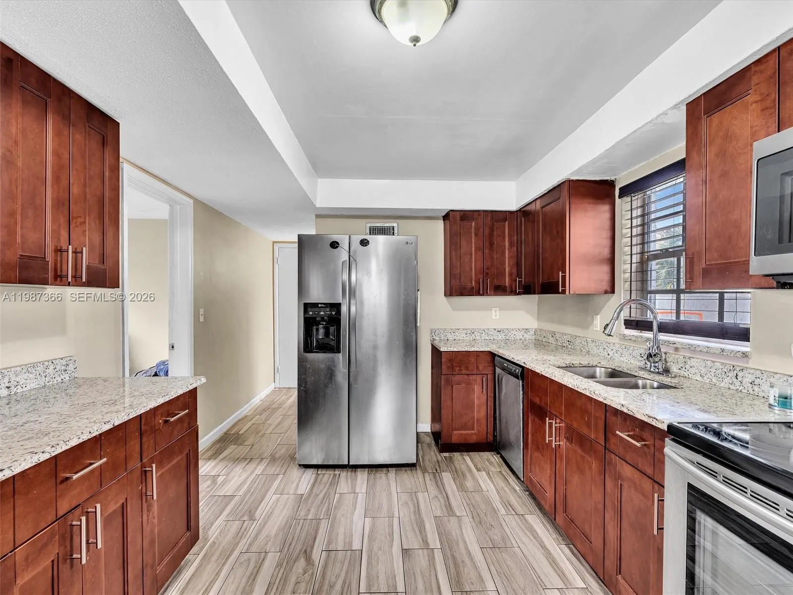 1220 NW 52nd Ave, Lauderhill FL 33313