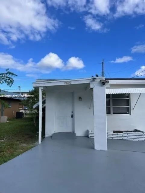 2601 SW 5th St, Fort Lauderdale FL 33312