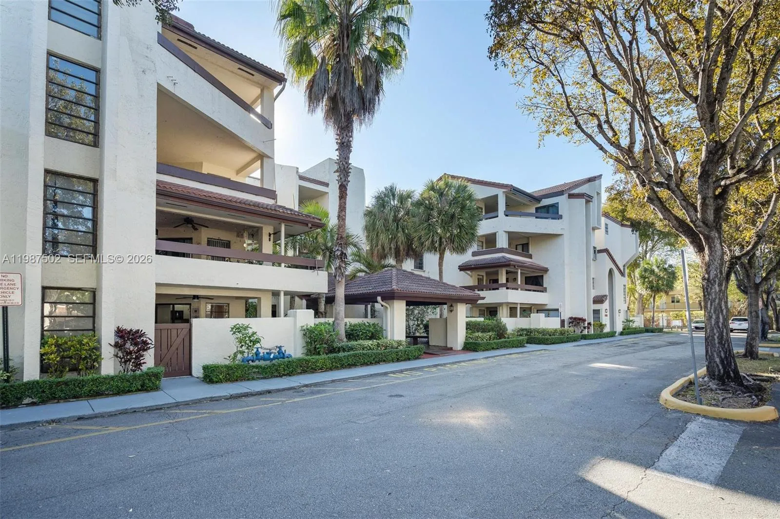 2 bedroom 2 bath for sale at 9040 SW 125th Ave # D408, Miami FL 33186