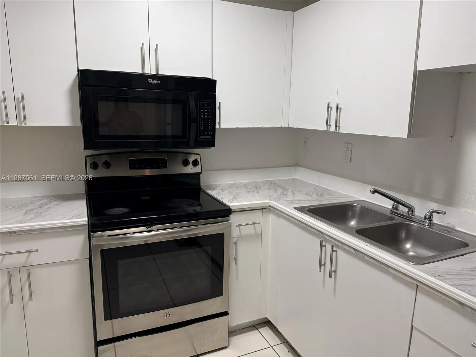 5755 W 20th Ave # 201, Hialeah FL 33012