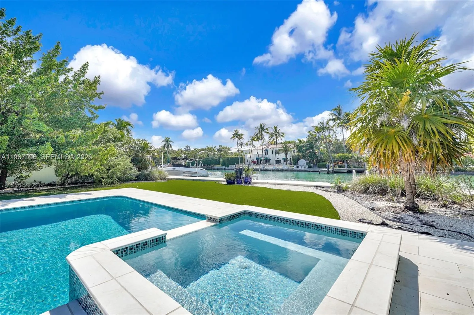 4560 Prairie Ave, Miami Beach FL 33140