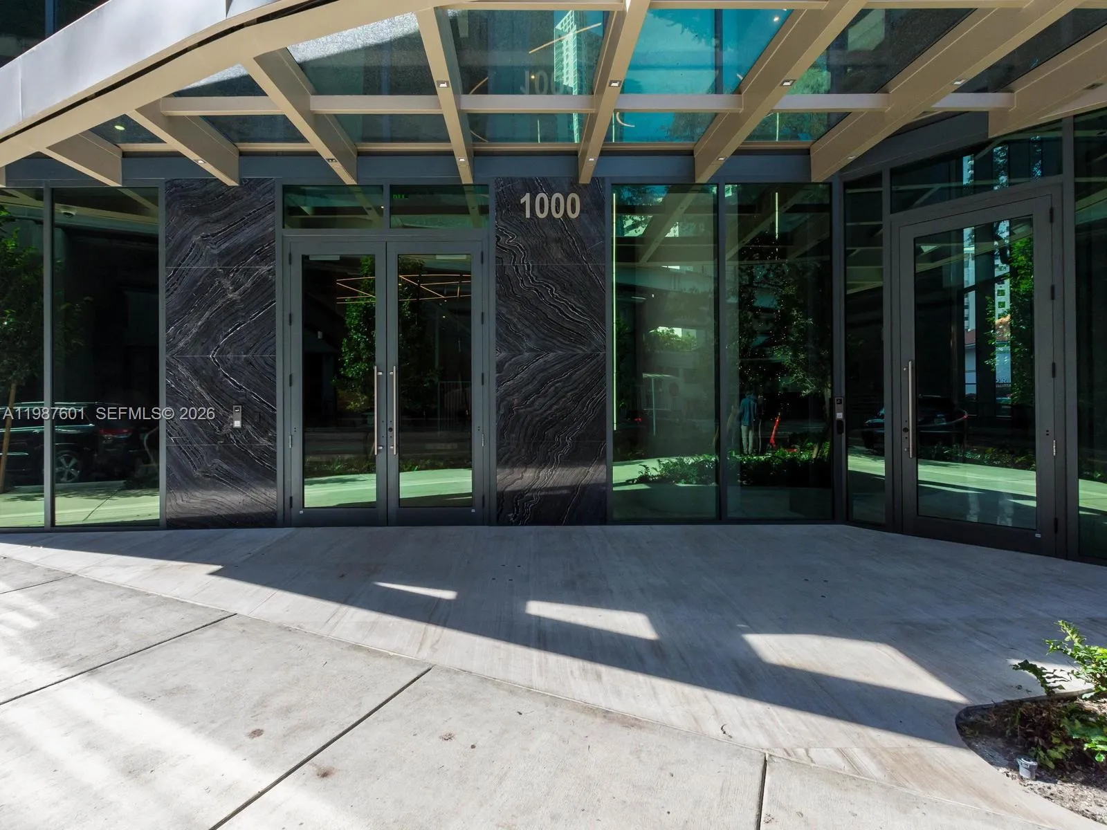 1000 Brickell Plz # 4104, Miami FL 33131
