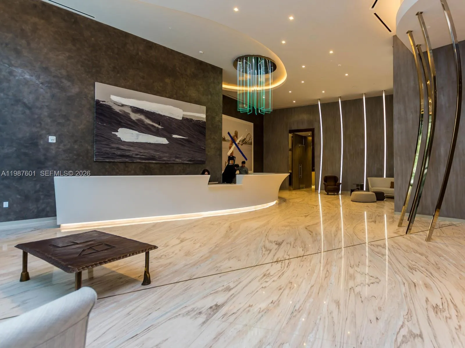 1000 Brickell Plz # 4104, Miami FL 33131